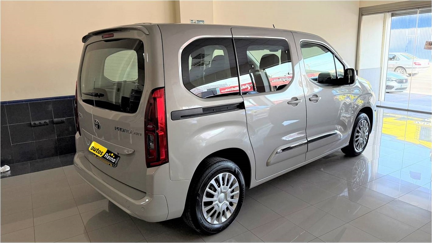 Toyota Proace City 1.5D Combi L1 VX130CV - Imagen 11