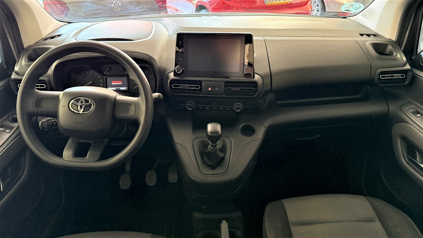 Toyota Proace City 1.5D Combi L1 VX130CV - Imagen 2