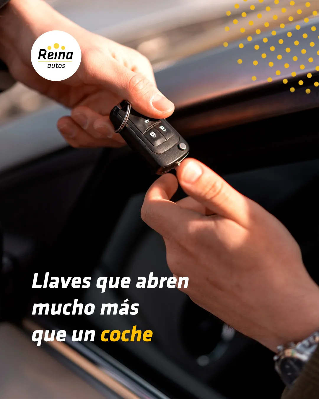 Entrega de las llaves de tu coche de ocasión en Autos Reina, Mijas